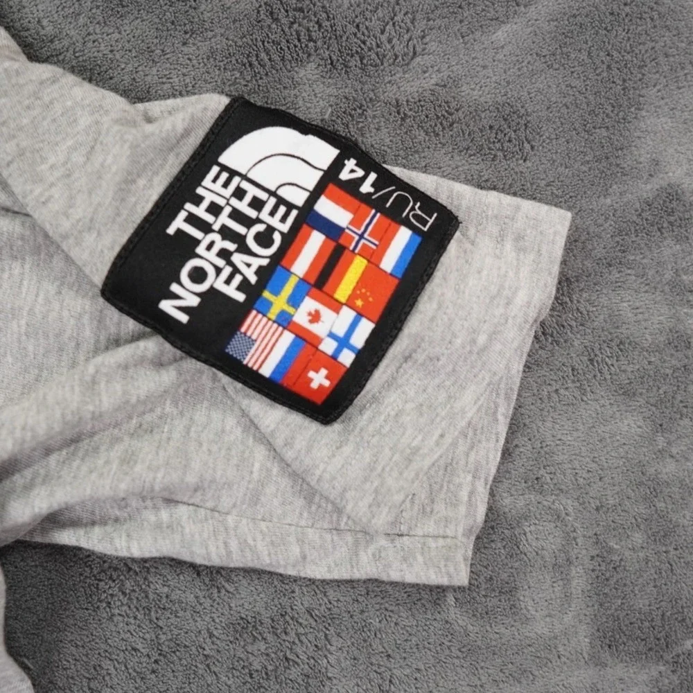 The North Face‎ RU14 Sochi 2014 Olympic Flag Shirt Mens Medium Gray Map Tee